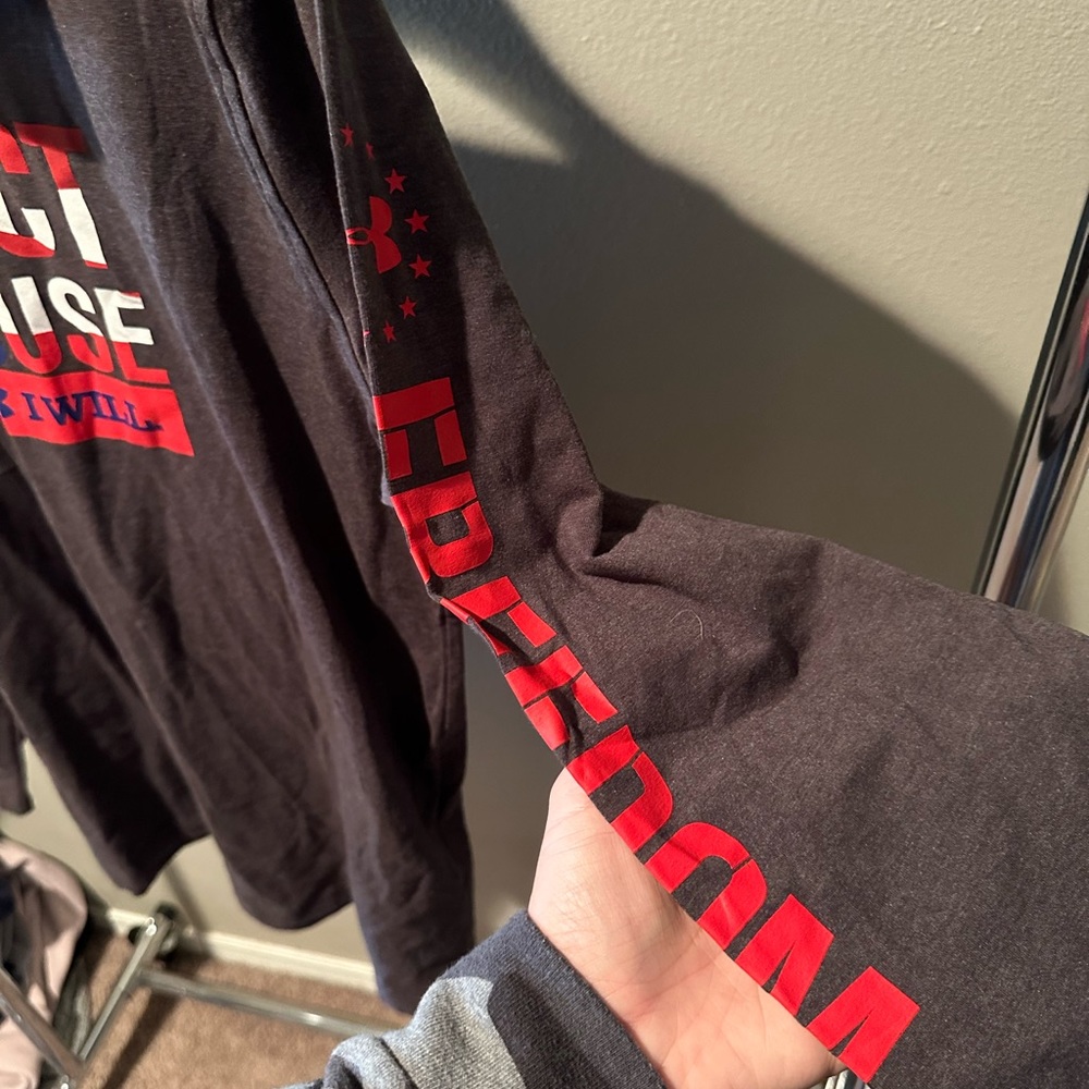 Men’s under armor long sleeve NWT - Picture 4 of 4